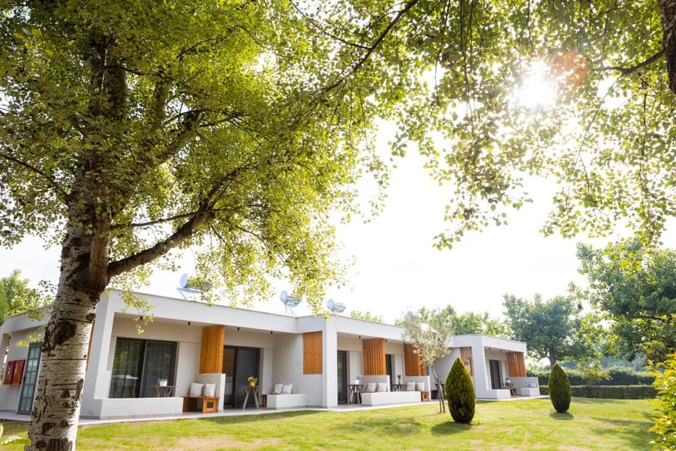 Property building, Garden