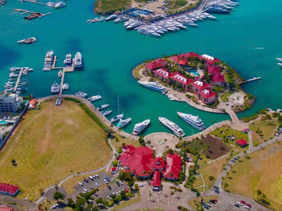 Property building, Bird's eye view