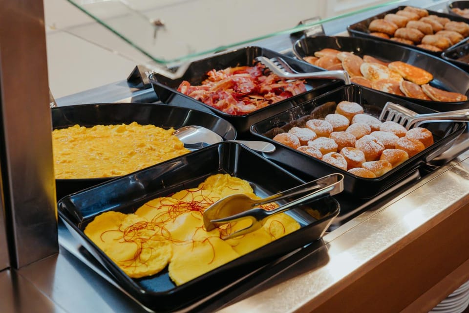 Buffet breakfast