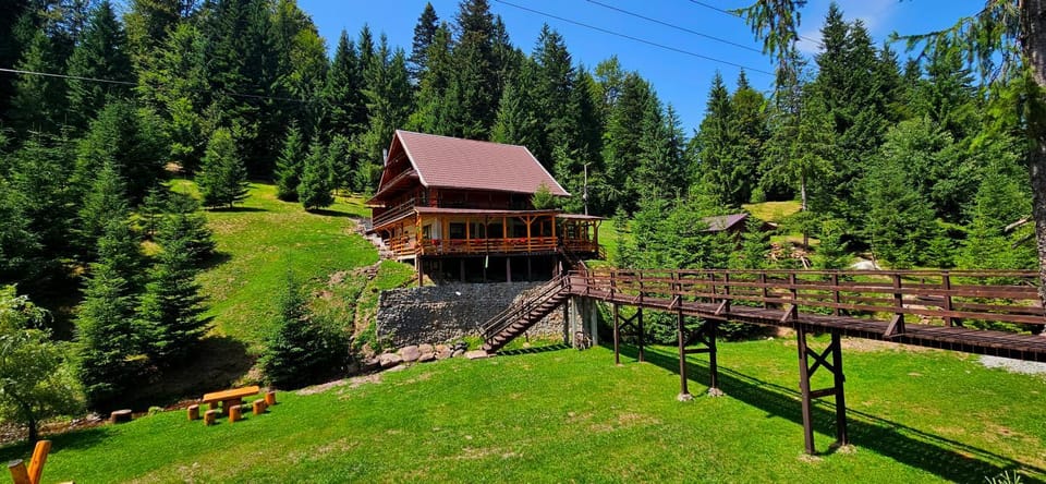Cabana Cota 1000 Arieseni Chalet in Cluj County