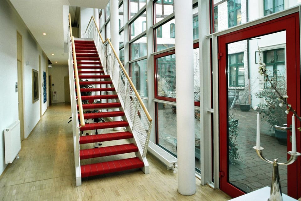 Day, Decorative detail