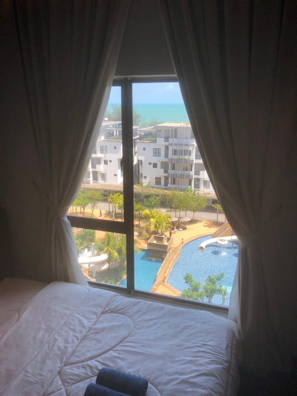Swiss Garden Residence Pool Sea view Beach Resort LUXURY apartment & FaMiLy SUITE Apartment in Terengganu, Malaysia