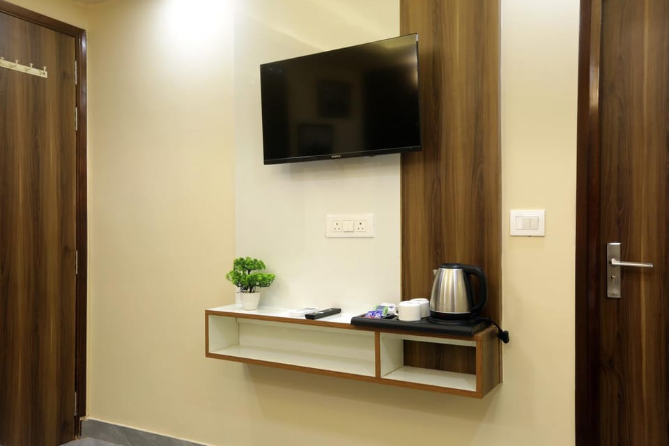 TV and multimedia, Coffee/tea facilities, Kitchen or kitchenette