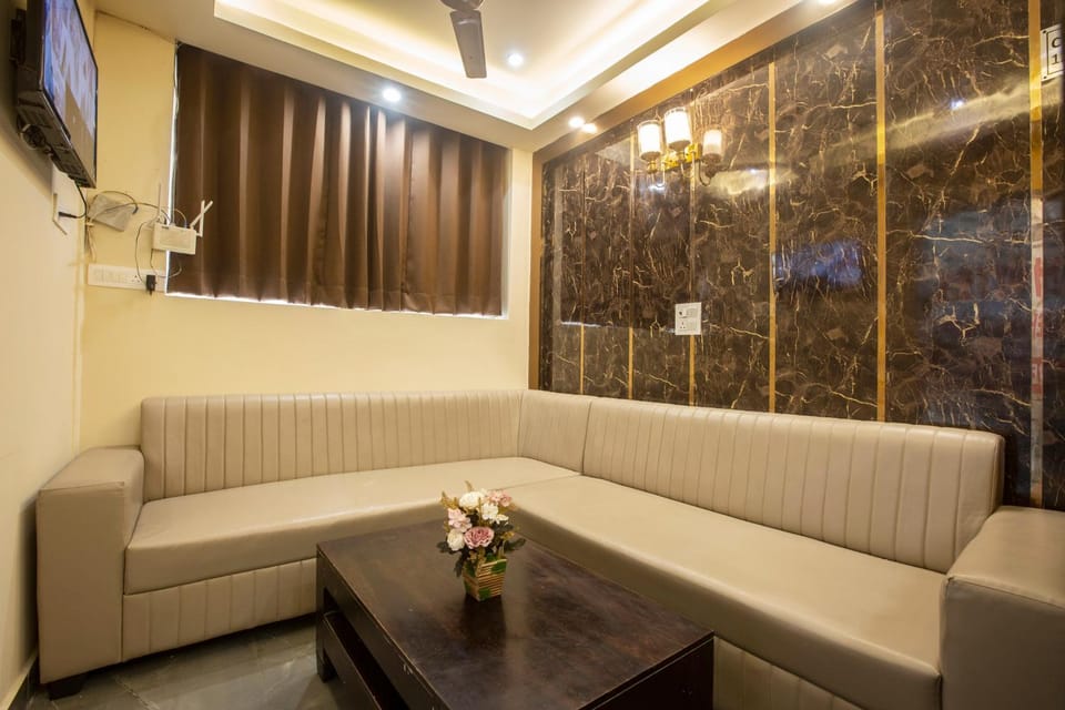 TV and multimedia, Seating area