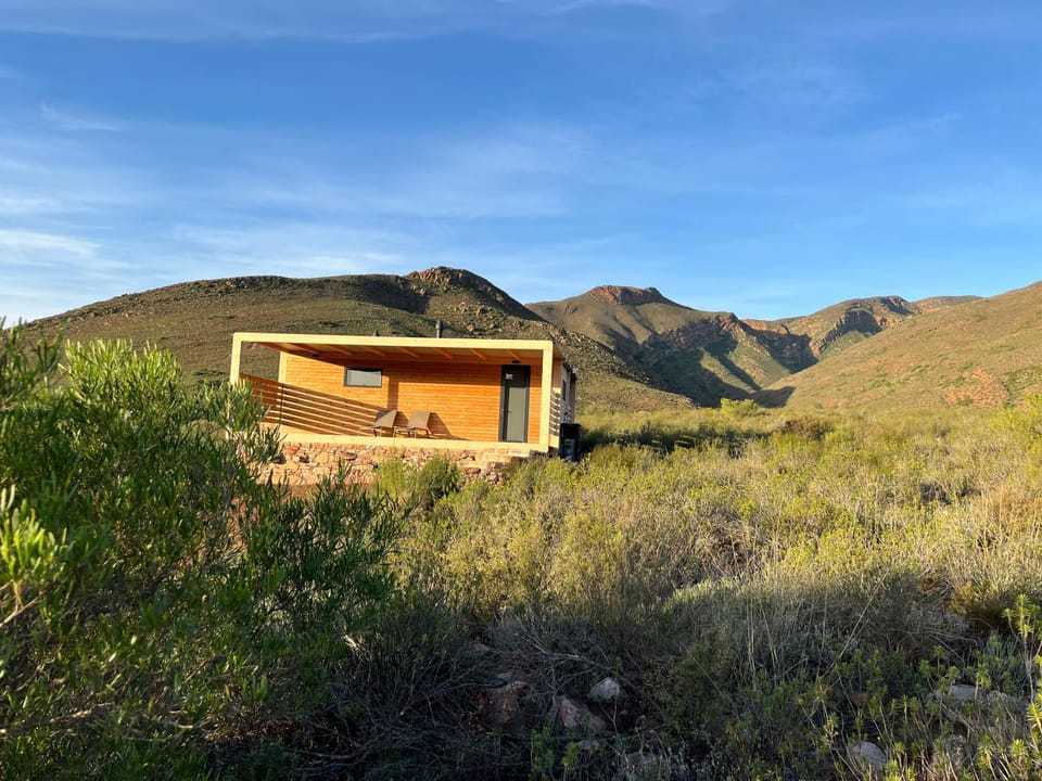 Property building, Natural landscape, Mountain view