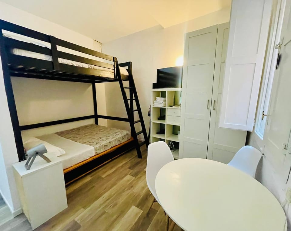 Portici di via Piella (monolocale) Apartment in Bologna