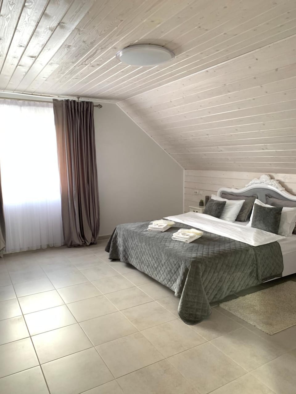 Hotel Edelweiss Complex House in Ukraine