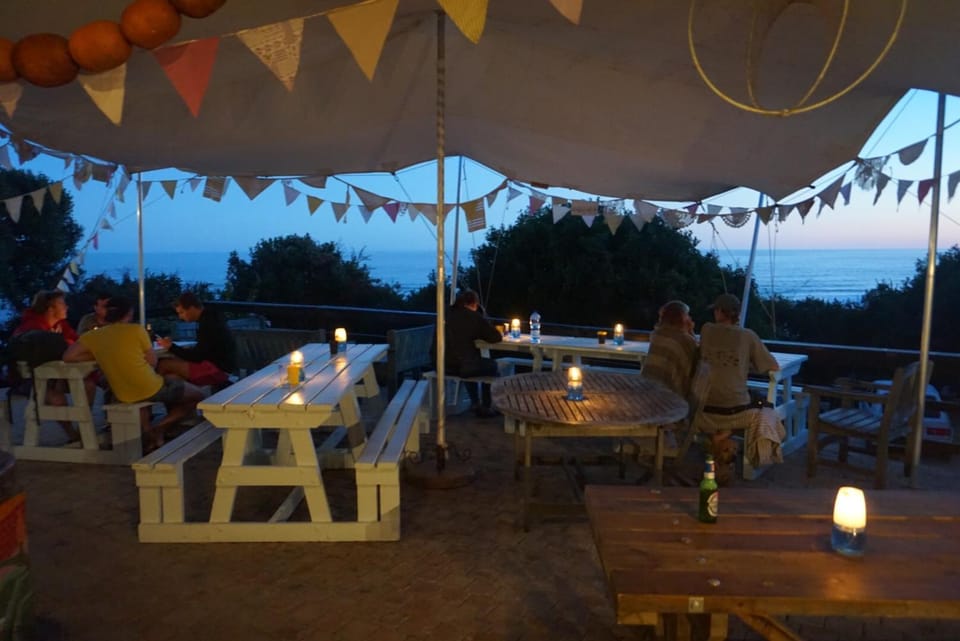 Lounge or bar, Alcoholic drinks, Sunset