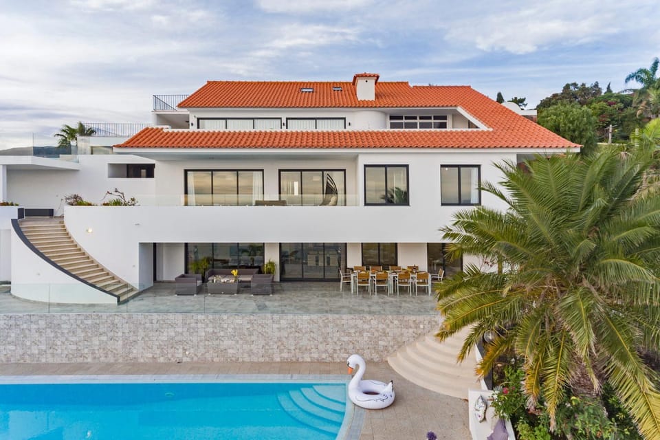 Property building, Area and facilities, Swimming pool
