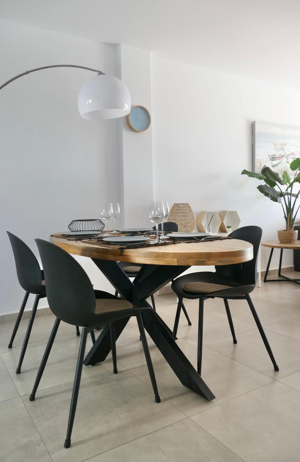 Living room, Dining area