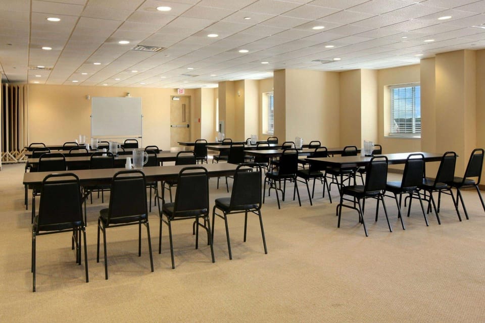 Meeting/conference room
