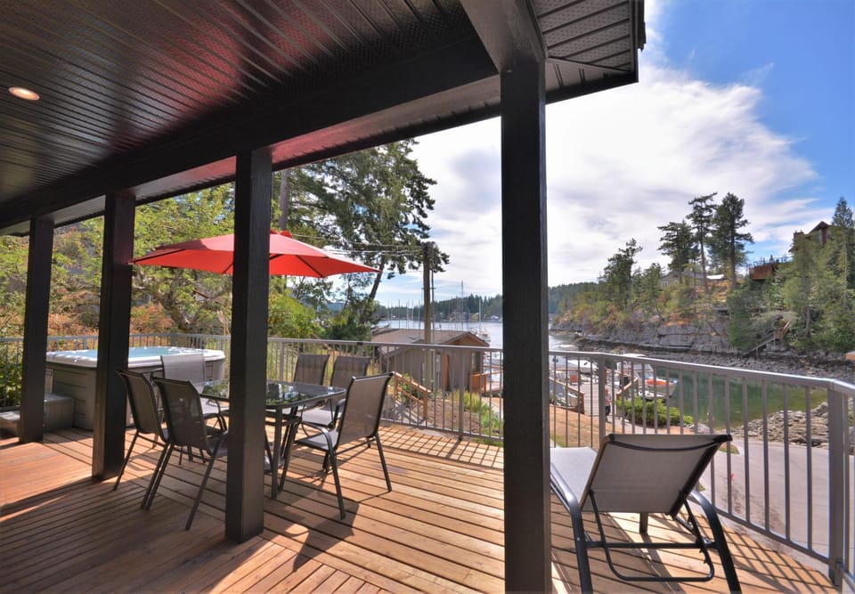 Patio, View (from property/room), Balcony/Terrace, Dining area