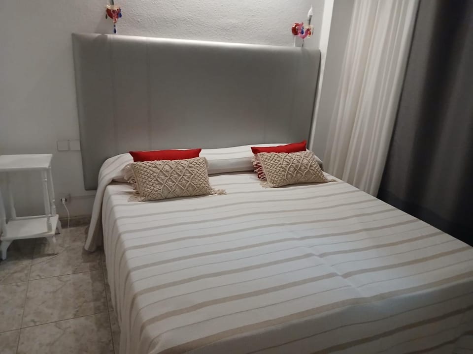 Ladyhouse Yumbo Apartment in Maspalomas
