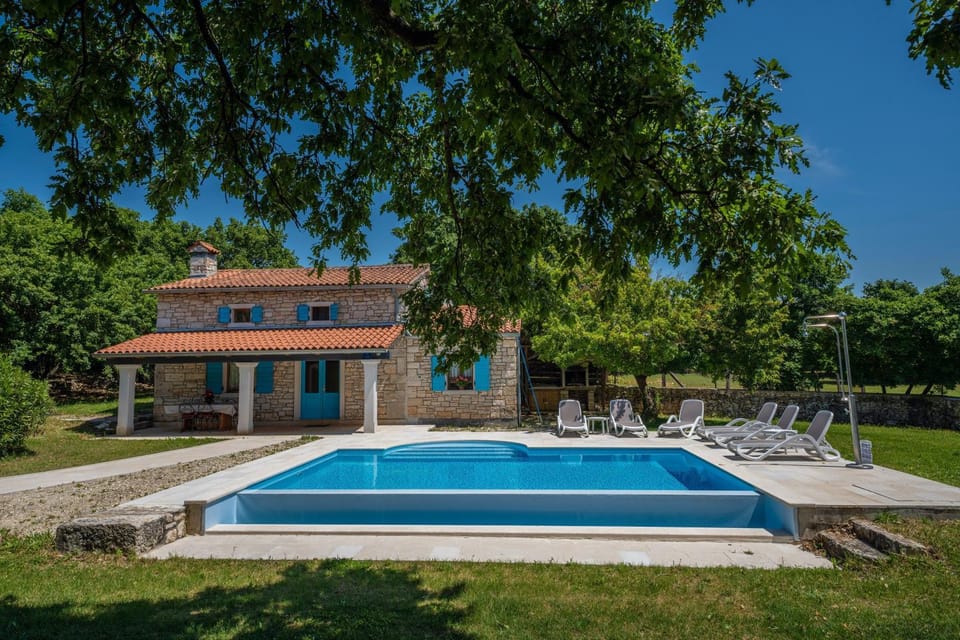 Pićanci in Bibići (Haus für 4-5 Personen) House in Istria County