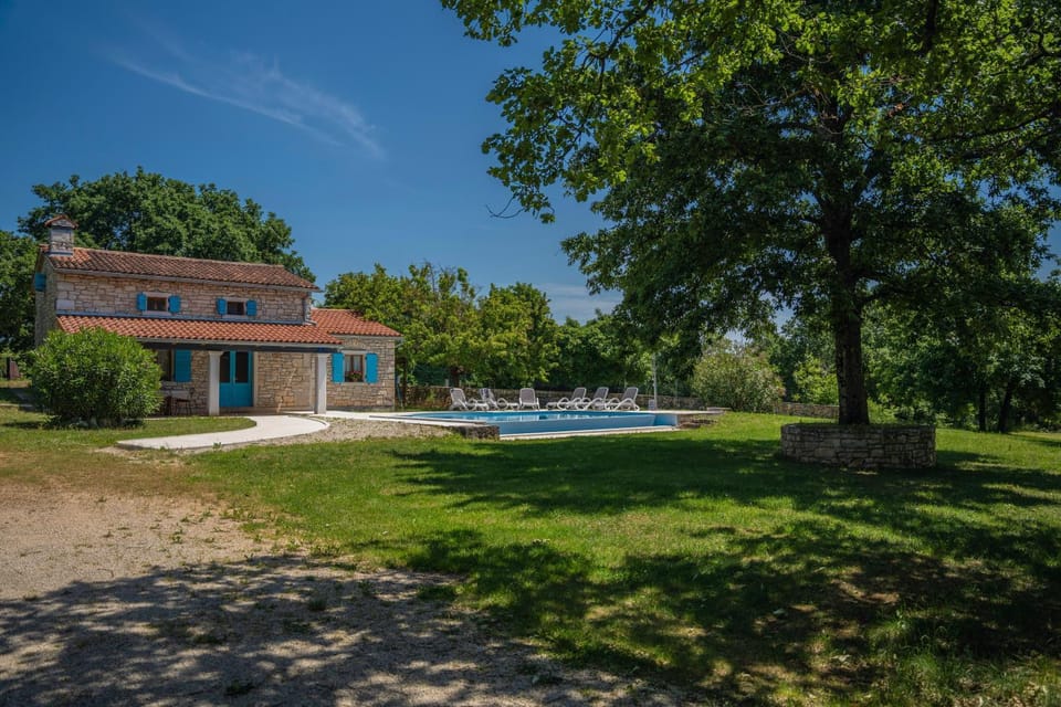 Pićanci in Bibići (Haus für 4-5 Personen) House in Istria County