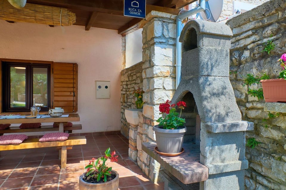 Orihi in Orihi (Haus für 2-4 Personen) House in Istria County