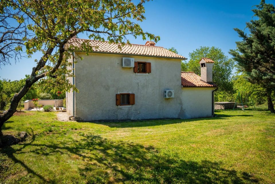 Marija-Lorena in Gora Glušići - Haus für 4 Personen House in Istria County