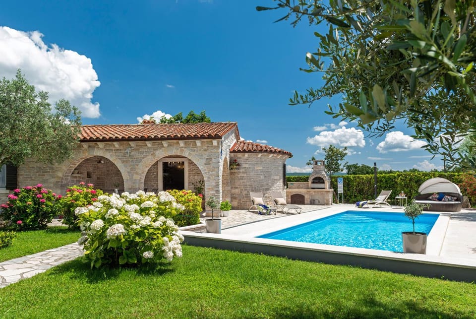 Istranka in Frkeči (Haus für 4 Personen) House in Istria County