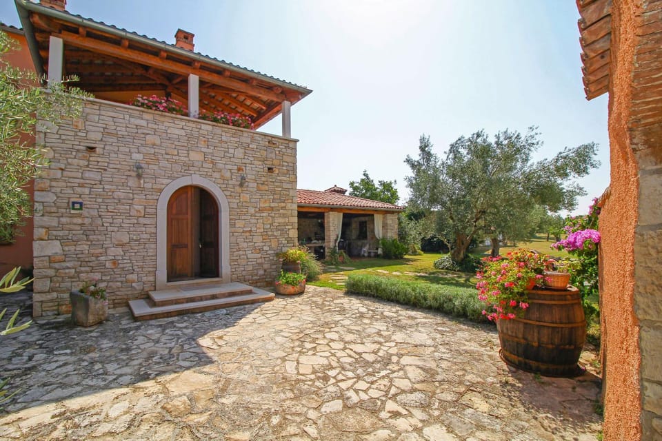 Šalvela in Šalvela (Haus für 4-6 Personen) Villa in Vodnjan