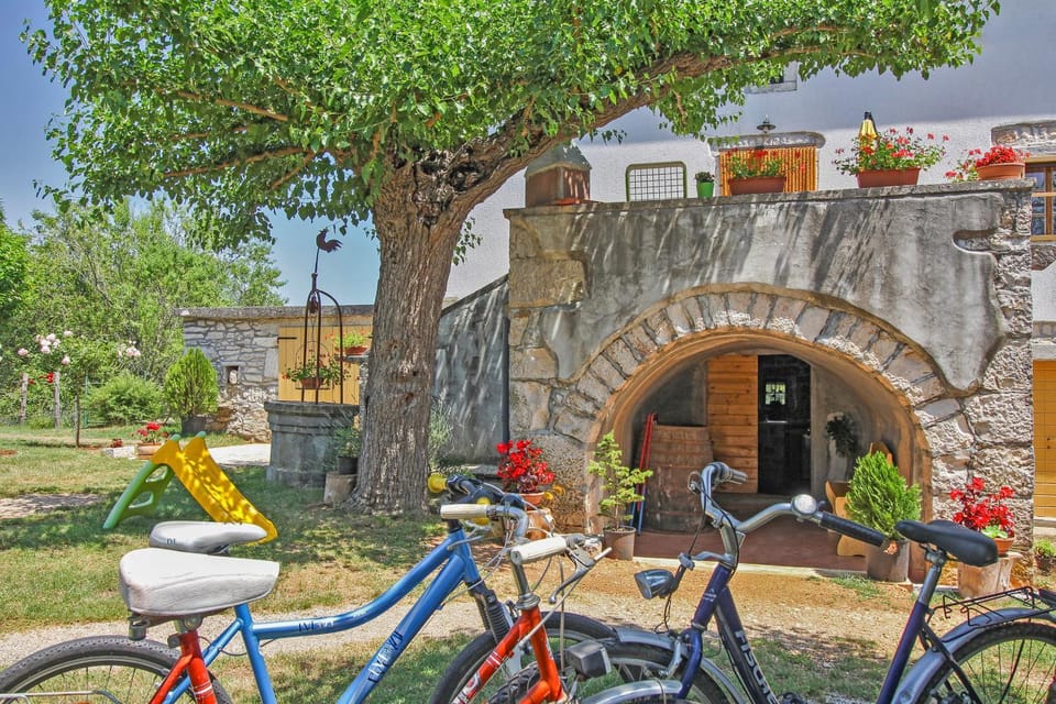 Erika in Šumber (Haus für 4-6 Personen) House in Istria County