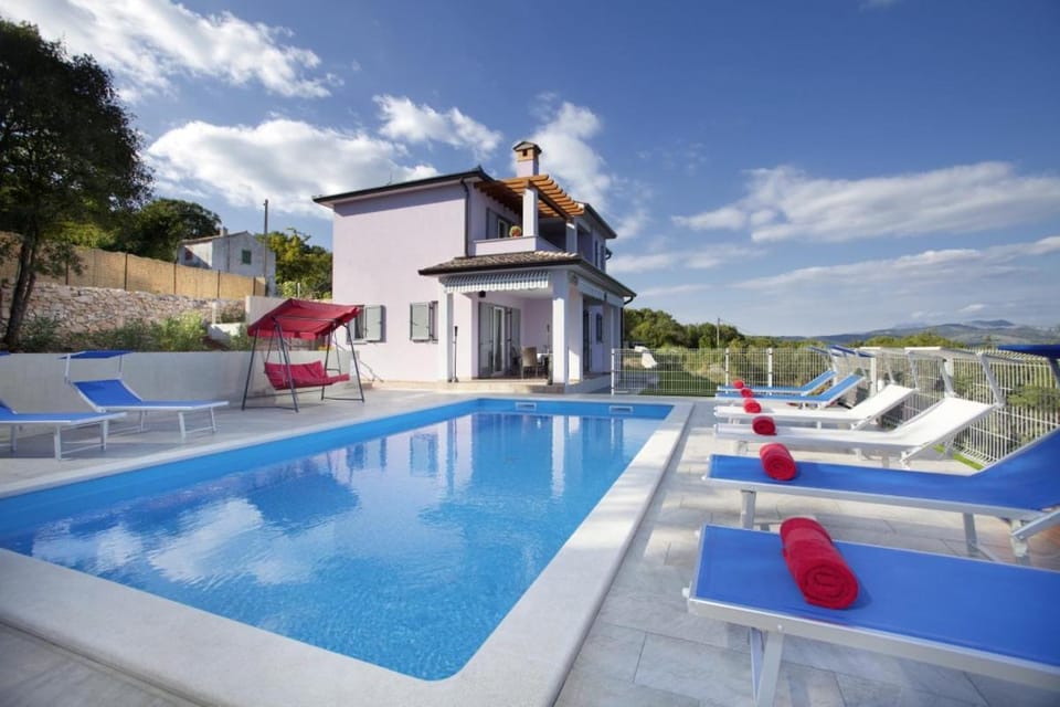 Villa Mirta in Crni (Haus für 8 Personen) Villa in Istria County