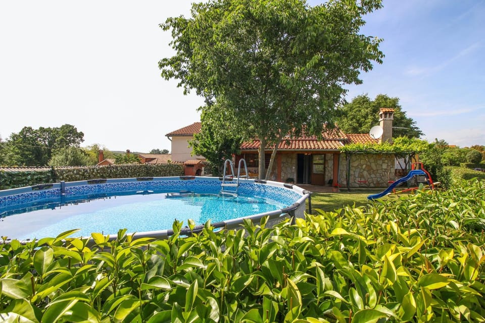 Dea in Kmeti (Haus für 6 Personen) House in Istria County