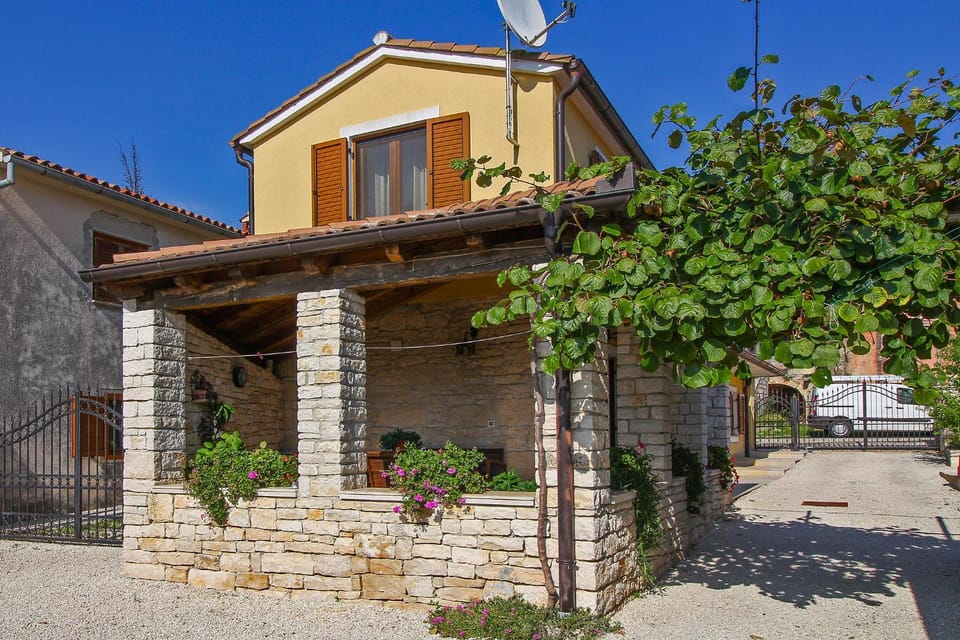 Alena in Debeljuhi (Haus für 4 Personen) House in Istria County
