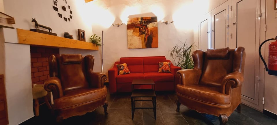 Living room, Decorative detail