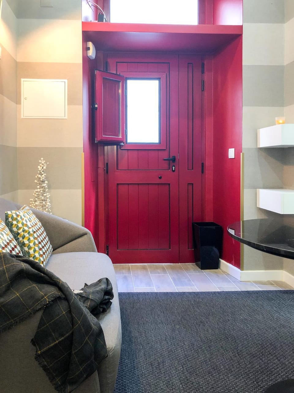 Facade/entrance, Living room