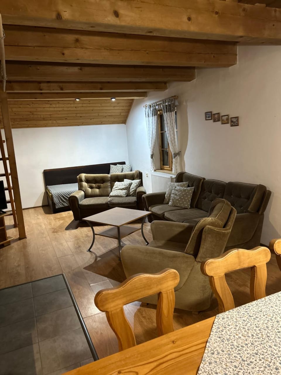 Seating area