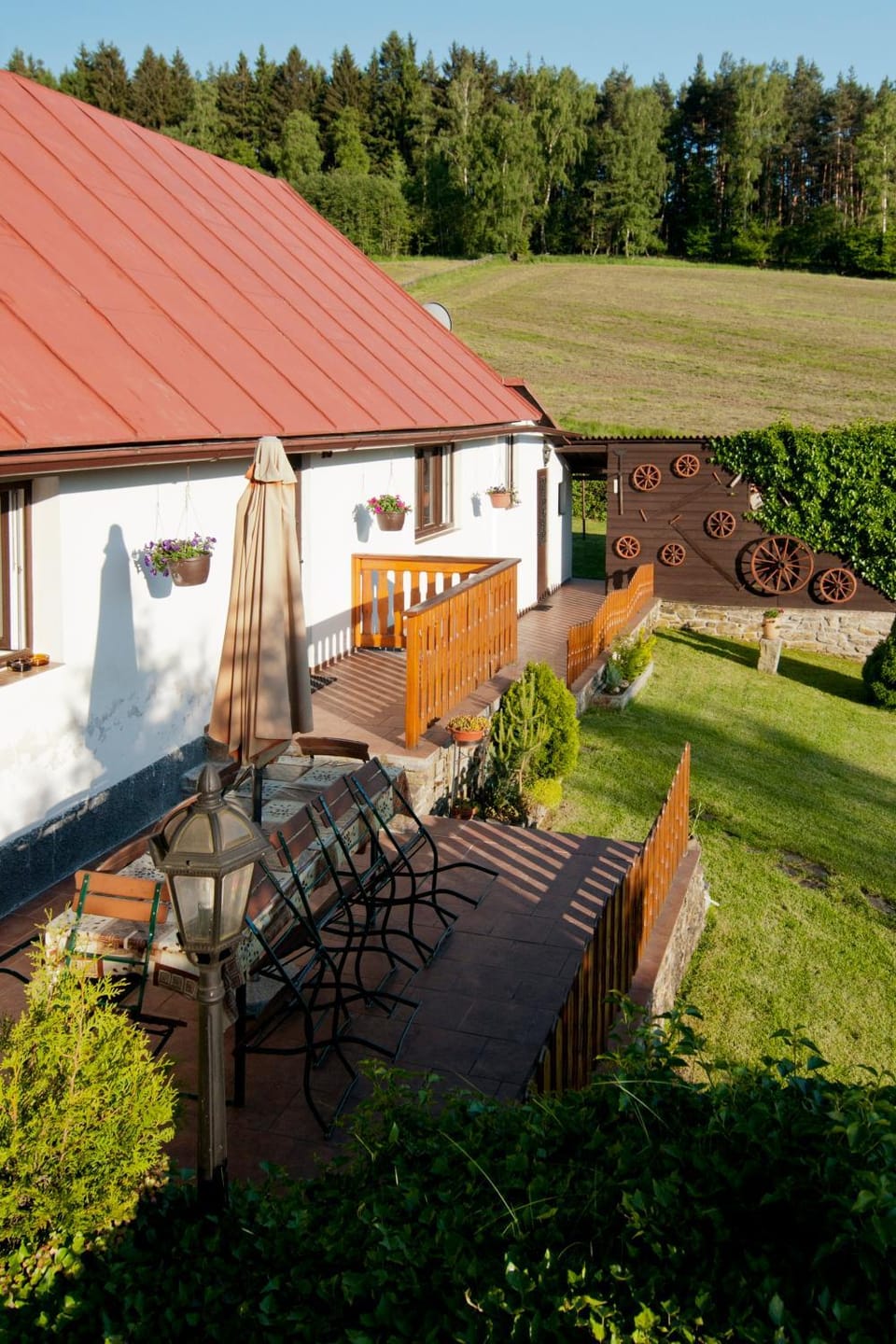 Patio, BBQ facilities, Garden