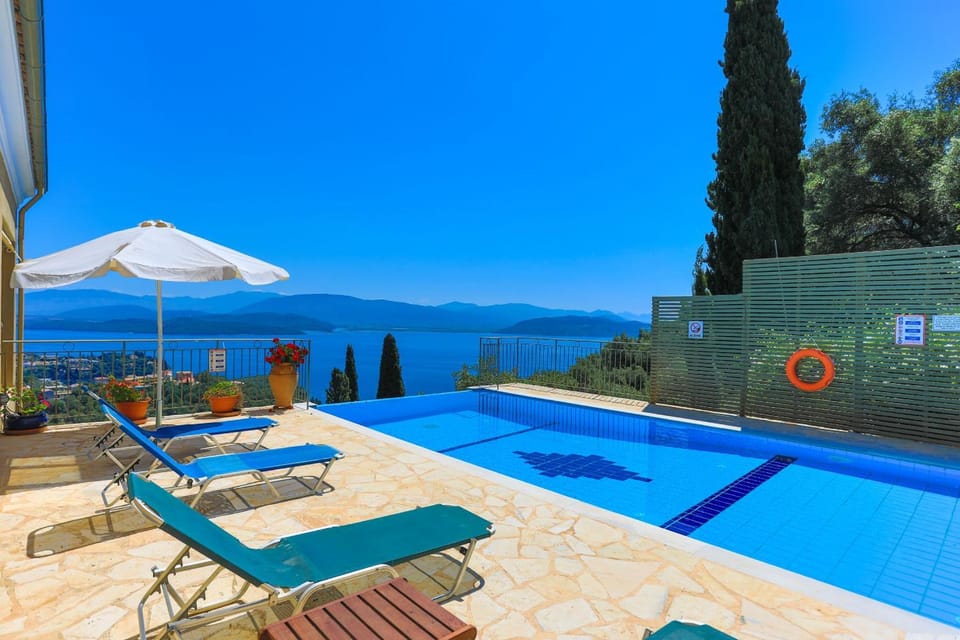Patio, Day, Natural landscape, Mountain view, Pool view, Sea view, Swimming pool, sunbed