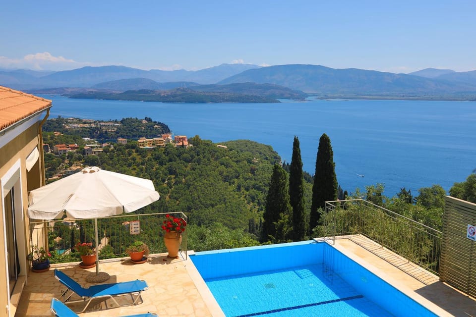 Patio, Day, Natural landscape, View (from property/room), Balcony/Terrace, Mountain view, Pool view, Sea view, Swimming pool, sunbed