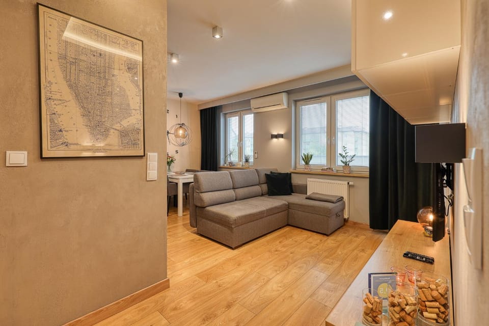 TV and multimedia, Living room, Photo of the whole room, Seating area