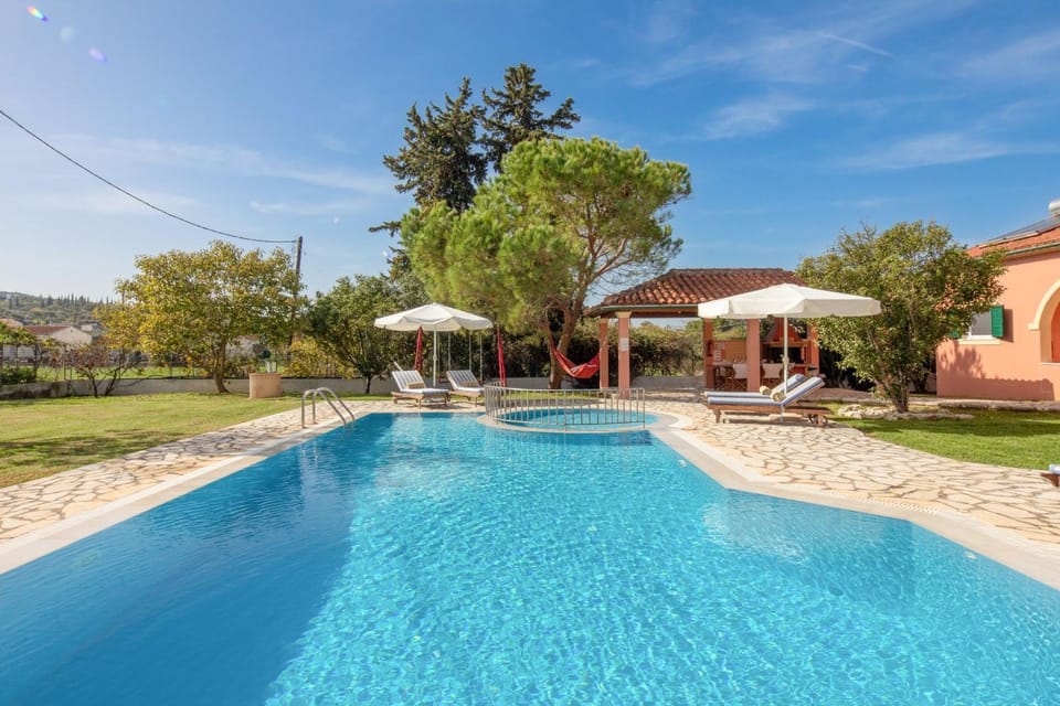 Day, Garden, Garden view, Pool view, Swimming pool, sunbed