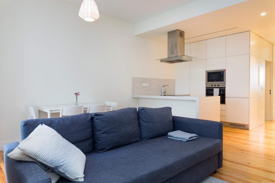 Senhora do Monte Apartment 2(esq) with Outdoor Space Apartment in Lisbon