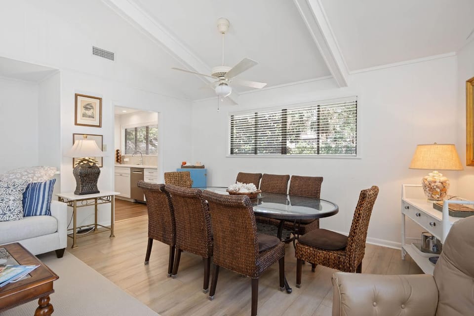 Alexander Beach House House in North Forest Beach