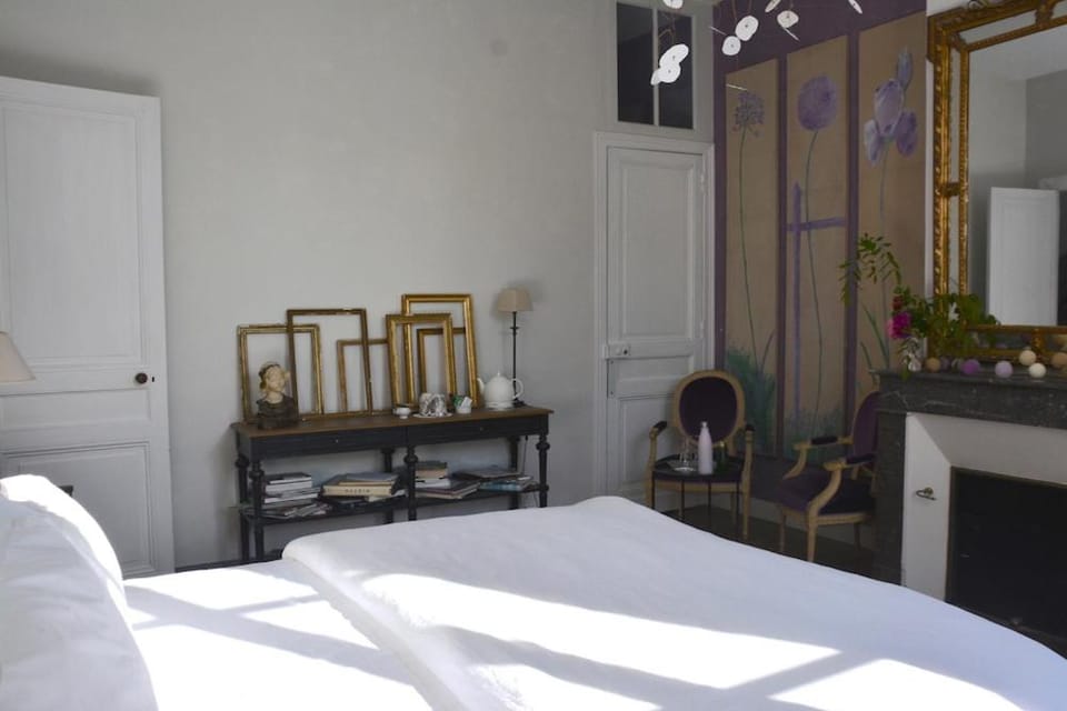 la maison, chambre d'hôtes de charme et atelier d'artiste, Libourne saint Emilion Bed and Breakfast in Nouvelle-Aquitaine