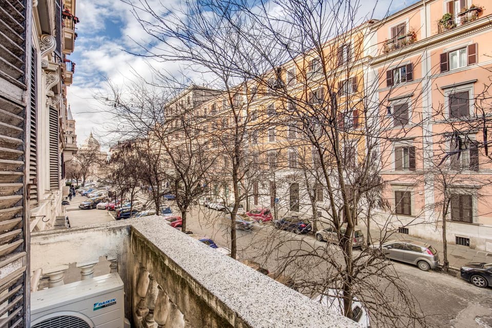 Property building, Neighbourhood, City view, Street view, Location