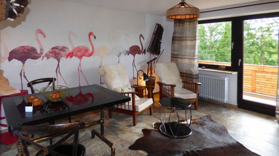 Photo of the whole room, Dining area