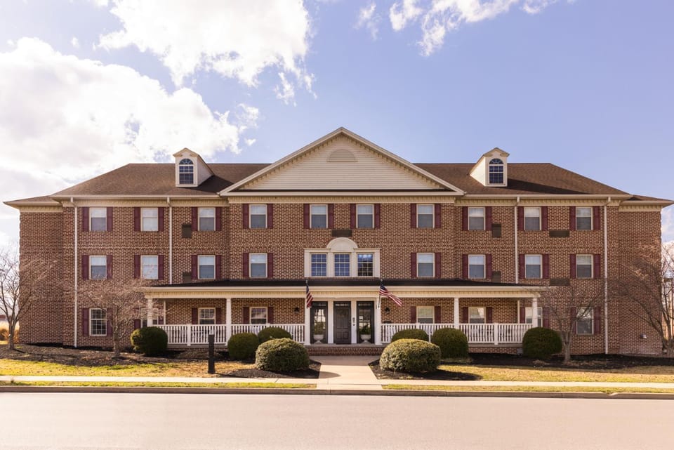 Property building, Day, Landmark view