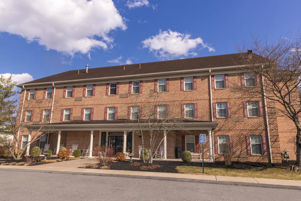 Property building, Day
