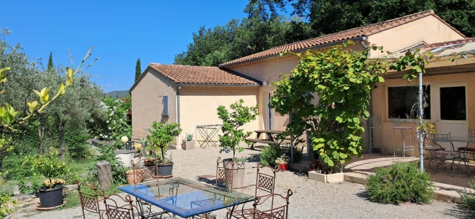 Les Verveines de Vaison Bed and Breakfast in Provence-Alpes-Côte d'Azur