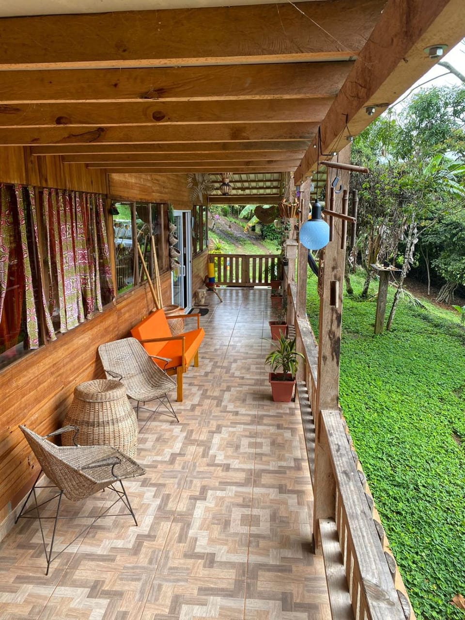 LA CASA DEL BOSQUE Via SALADITO Bed and Breakfast in Valle del Cauca