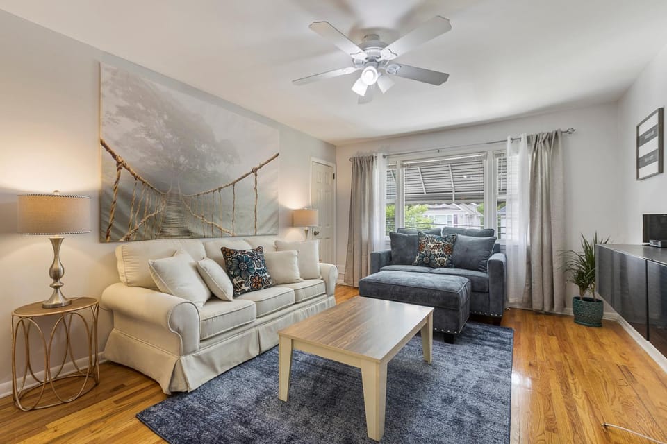Close to NYC | King Bed | Free Parking Apartment in Bloomfield