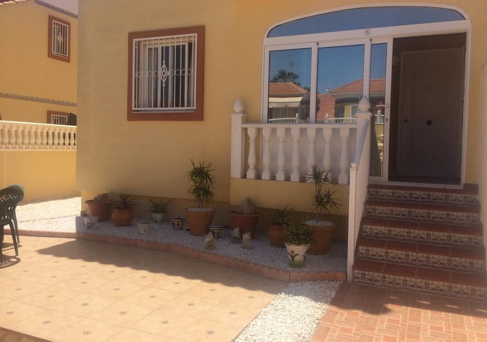 Patio, Facade/entrance, Garden