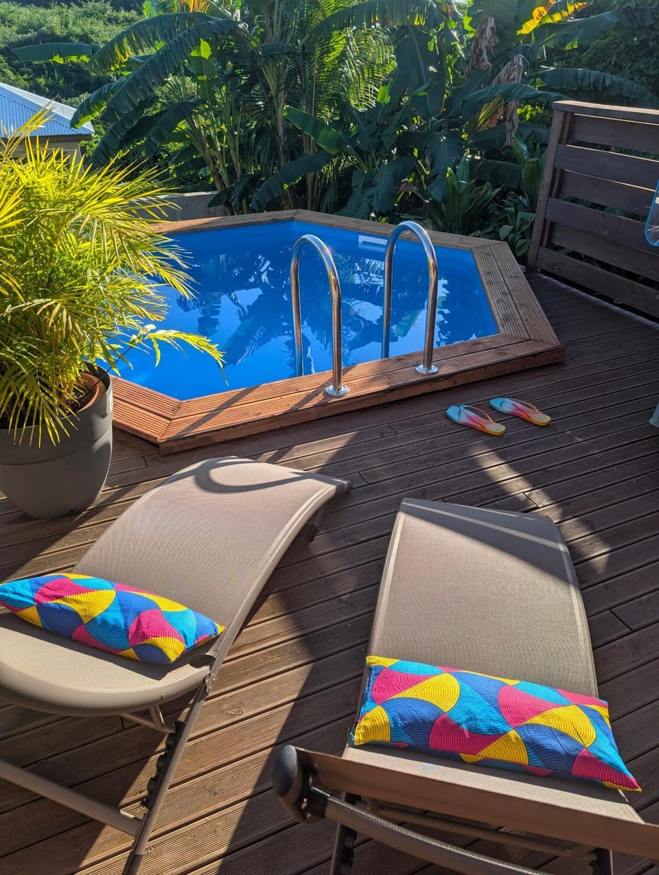 Patio, Day, Natural landscape, Pool view, Swimming pool, sunbed