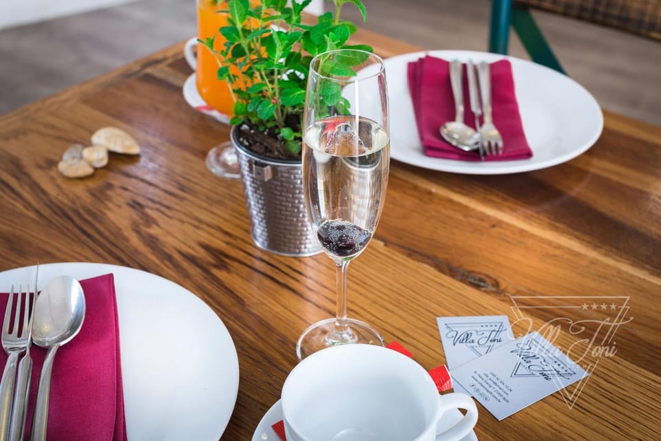 Villa Toni Design Apartments Bed and Breakfast in Split