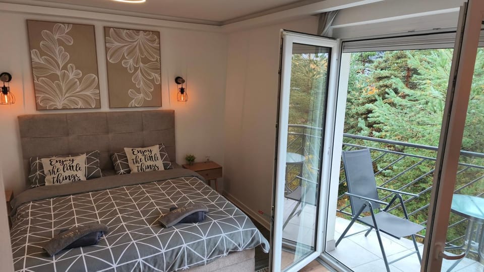 Balcony/Terrace, Photo of the whole room, Bedroom