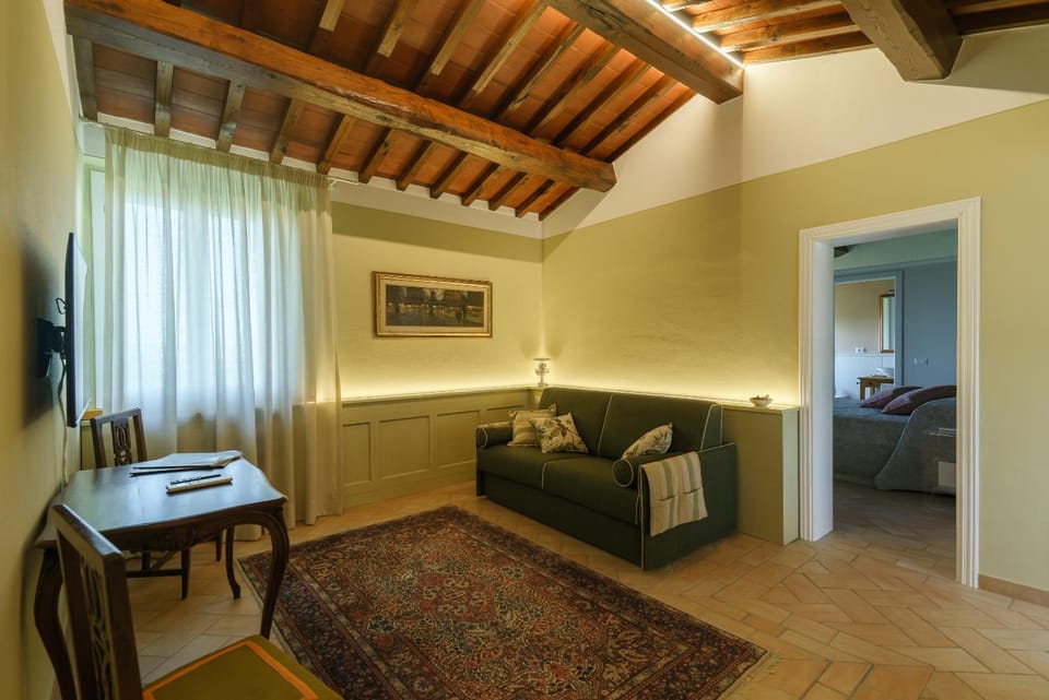 TV and multimedia, View (from property/room), Living room, Seating area
